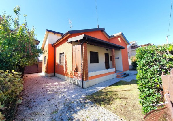 casa indipendente in vendita a Brescia in zona Chiesa Nuova
