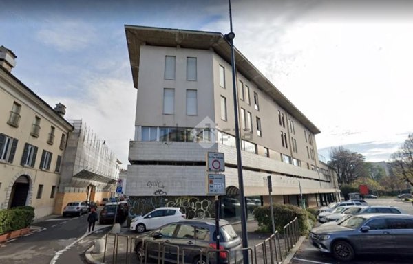 negozio in vendita a Brescia in zona Centro Storico