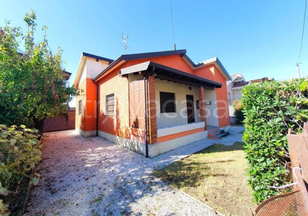casa indipendente in vendita a Brescia in zona Chiesa Nuova