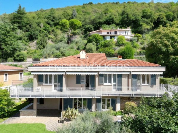 casa indipendente in vendita a Brescia in zona Mompiano