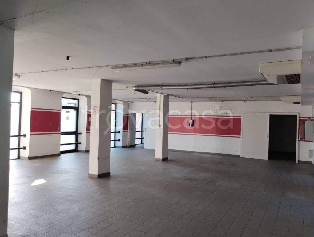 negozio in vendita a Brescia in zona San Polo