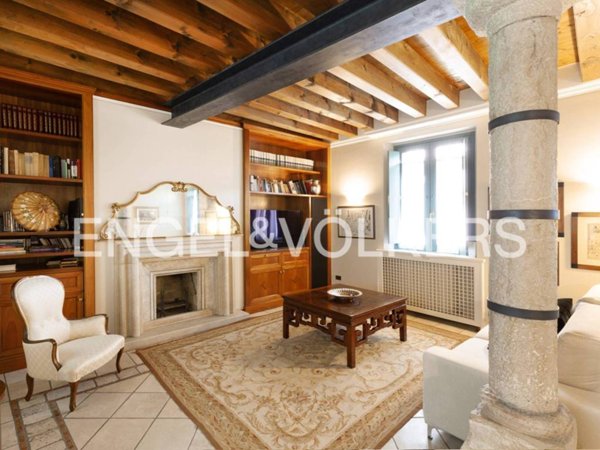 casa indipendente in vendita a Brescia in zona Mompiano