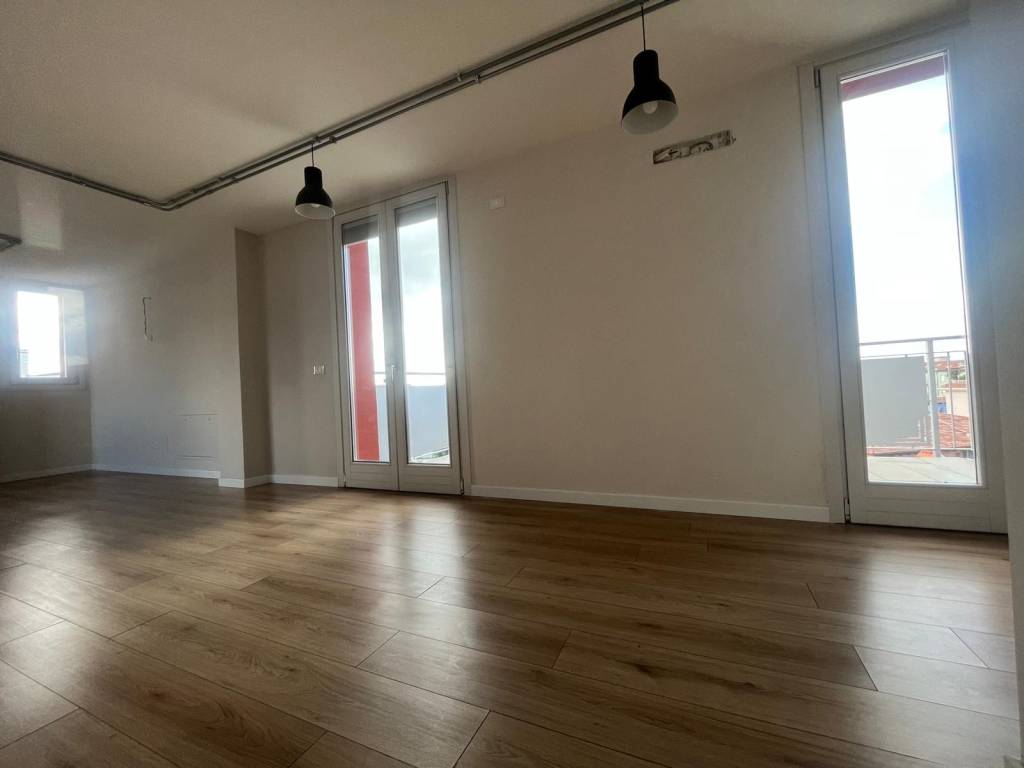 appartamento in vendita a Brescia in zona Volta