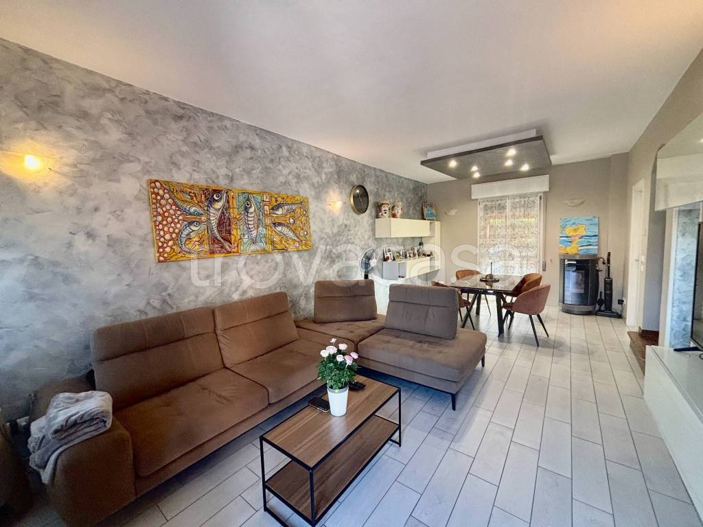 casa indipendente in vendita a Brescia in zona Chiesa Nuova