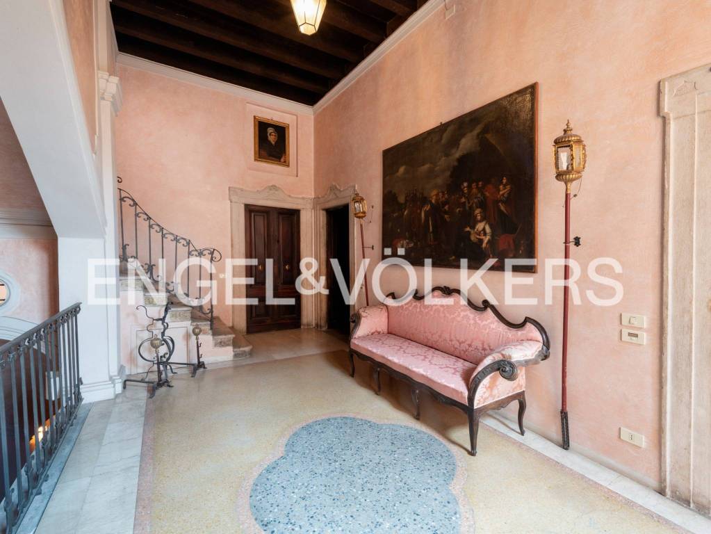 appartamento in vendita a Brescia in zona Centro Storico