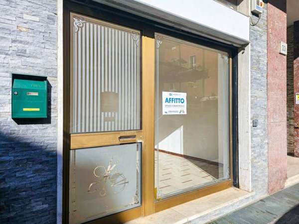 negozio in vendita a Brescia in zona Borgo Trento