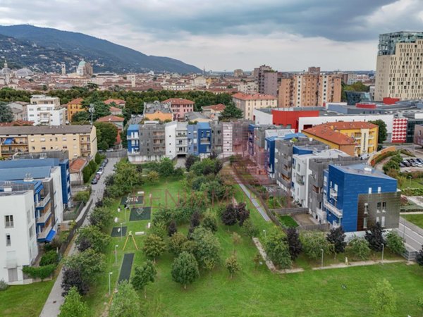 appartamento in vendita a Brescia in zona Fiumicello