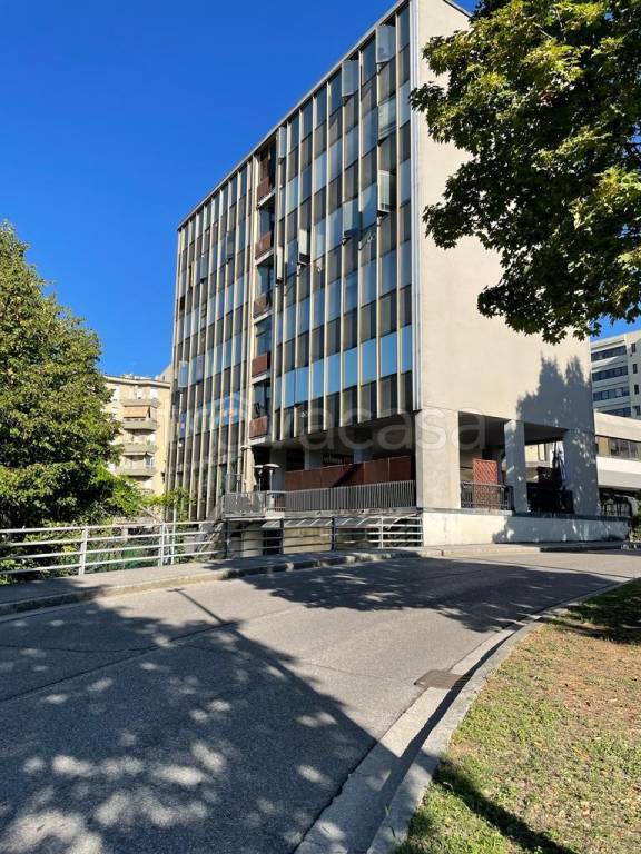 appartamento in vendita a Brescia in zona Lamarmora