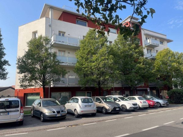 appartamento in vendita a Brescia in zona Volta