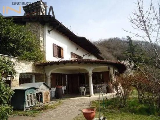 casa indipendente in vendita a Brescia