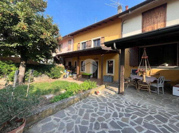 casa indipendente in vendita a Brescia in zona San Polo