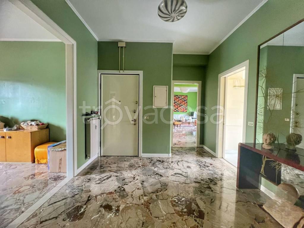 appartamento in vendita a Brescia in zona Crocifissa di Rosa