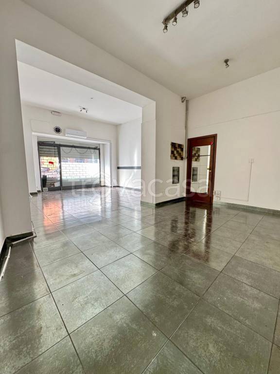 negozio in vendita a Brescia in zona Centro Storico