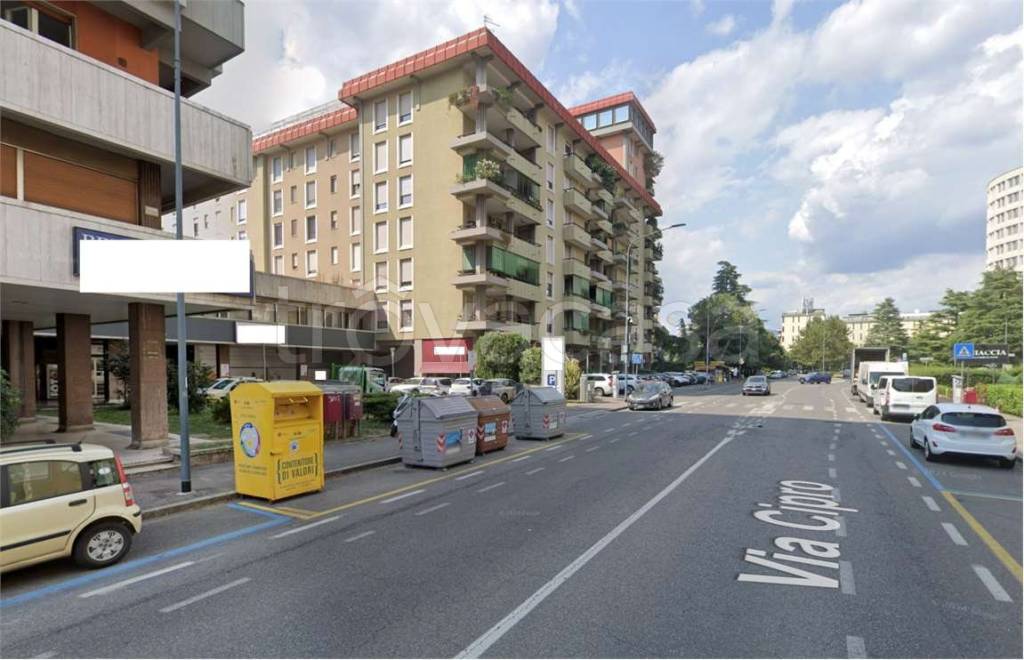 negozio in vendita a Brescia in zona Lamarmora