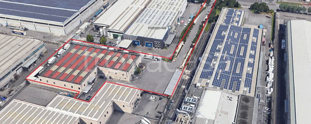 locale commerciale in vendita a Brescia in zona Fornaci