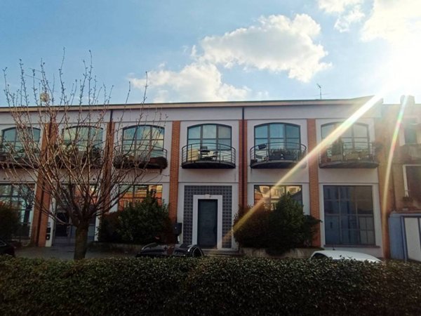 appartamento in vendita a Brescia in zona Volta