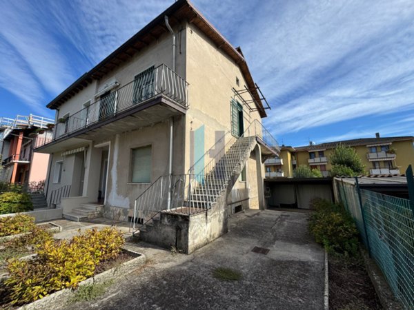 casa indipendente in vendita a Brescia in zona San Polo