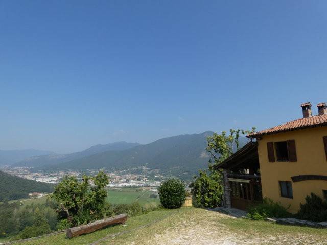 casa indipendente in vendita a Brescia in zona San Rocchino