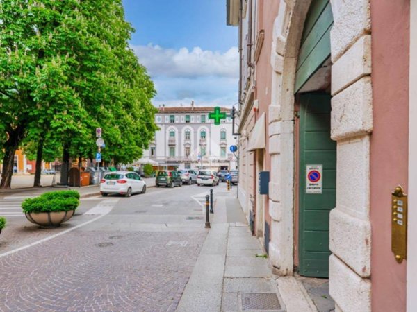 appartamento in vendita a Brescia in zona Centro Storico