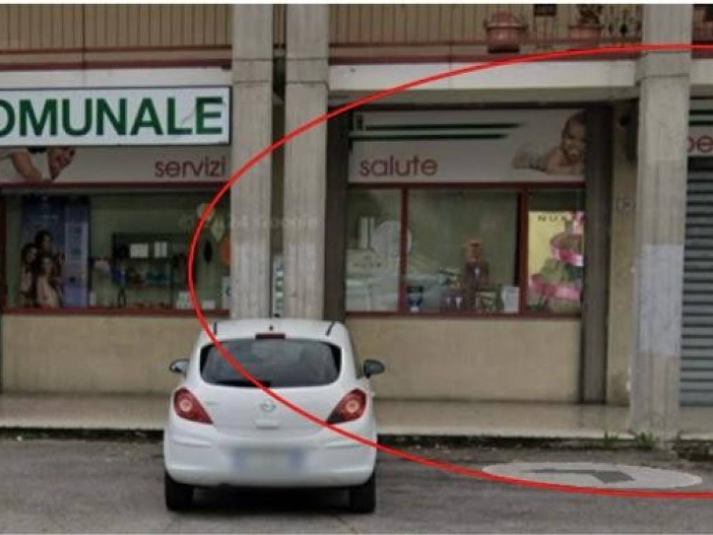 negozio in vendita a Brescia in zona Borgo Trento