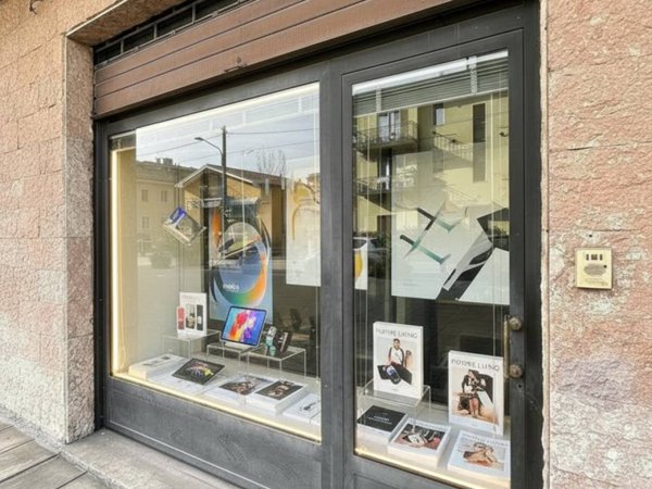 negozio in vendita a Brescia in zona Volta