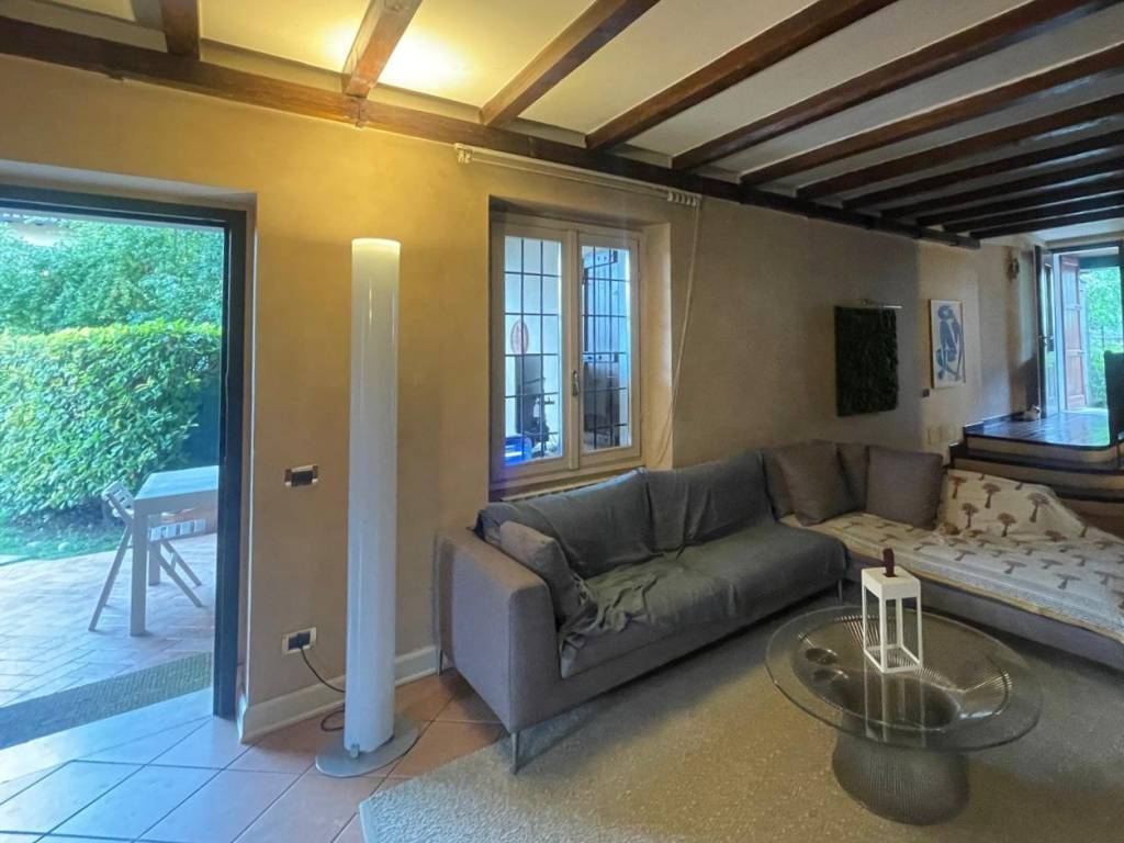 casa indipendente in vendita a Brescia in zona Caionvico