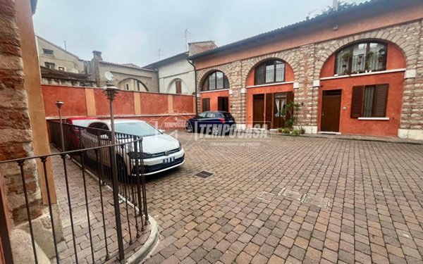 appartamento in vendita a Brescia in zona Centro Storico