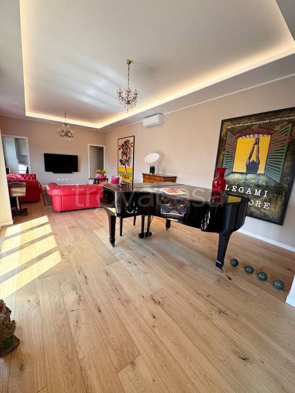 appartamento in vendita a Brescia in zona Centro Storico