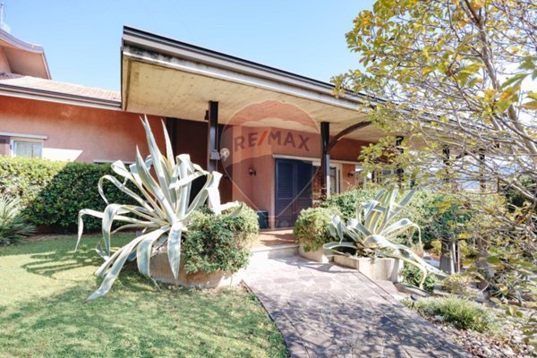 casa indipendente in vendita a Brescia in zona Sant'Eufemia