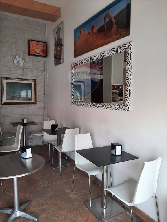 negozio in vendita a Brescia in zona Volta