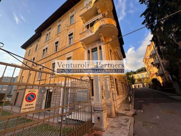appartamento in vendita a Brescia in zona Porta Venezia