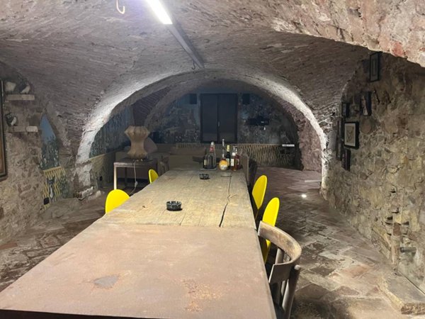 locale commerciale in vendita a Brescia in zona Centro Storico