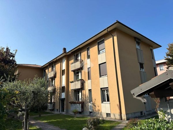 appartamento in vendita a Brescia in zona Mompiano