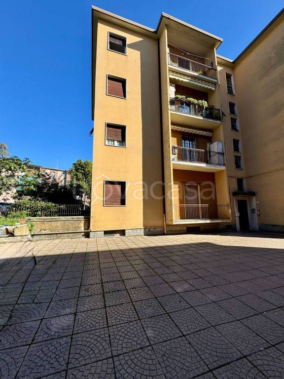 appartamento in vendita a Brescia in zona Porta Venezia