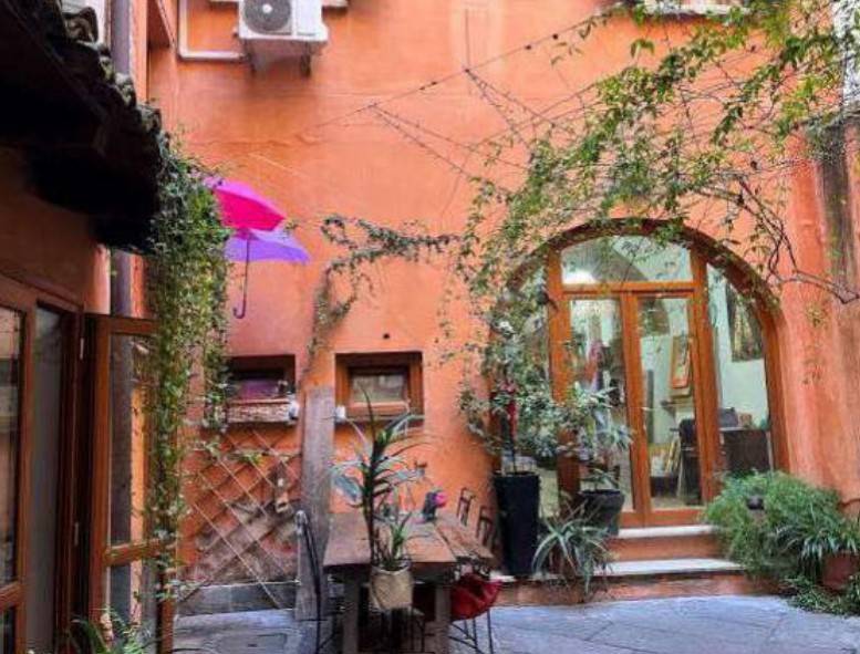 negozio in vendita a Brescia in zona Centro Storico