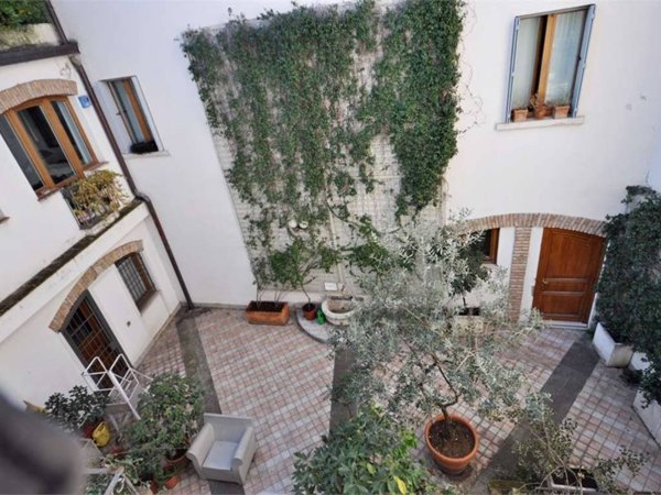 appartamento in vendita a Brescia in zona Centro Storico