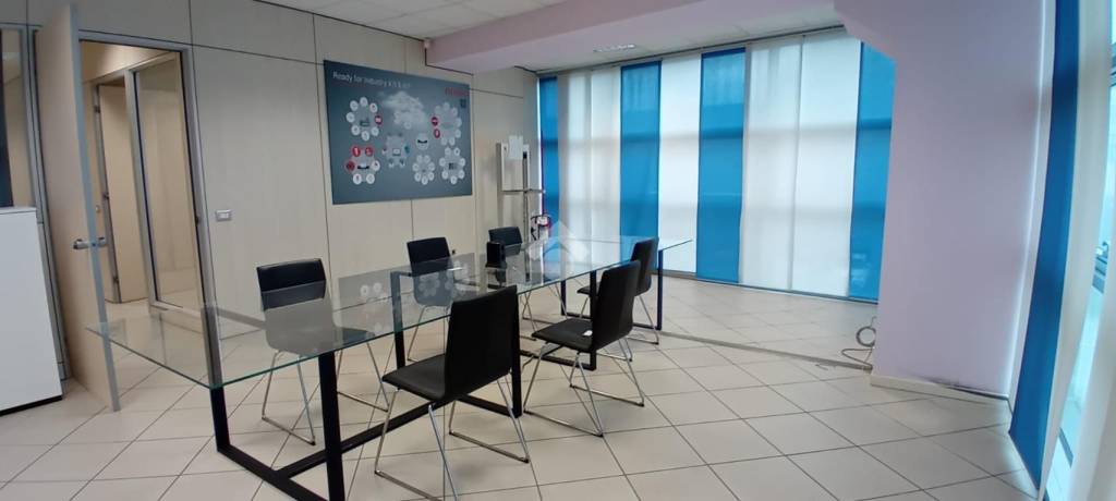 ufficio in vendita a Brescia in zona Fornaci