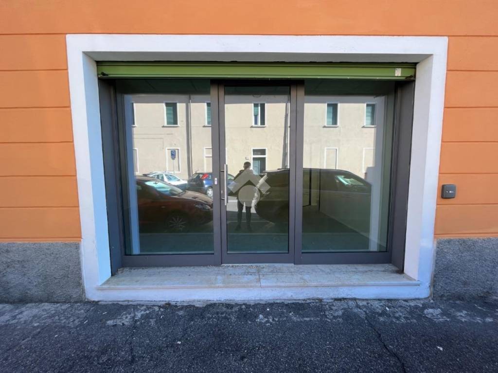 ufficio in vendita a Brescia in zona Fiumicello