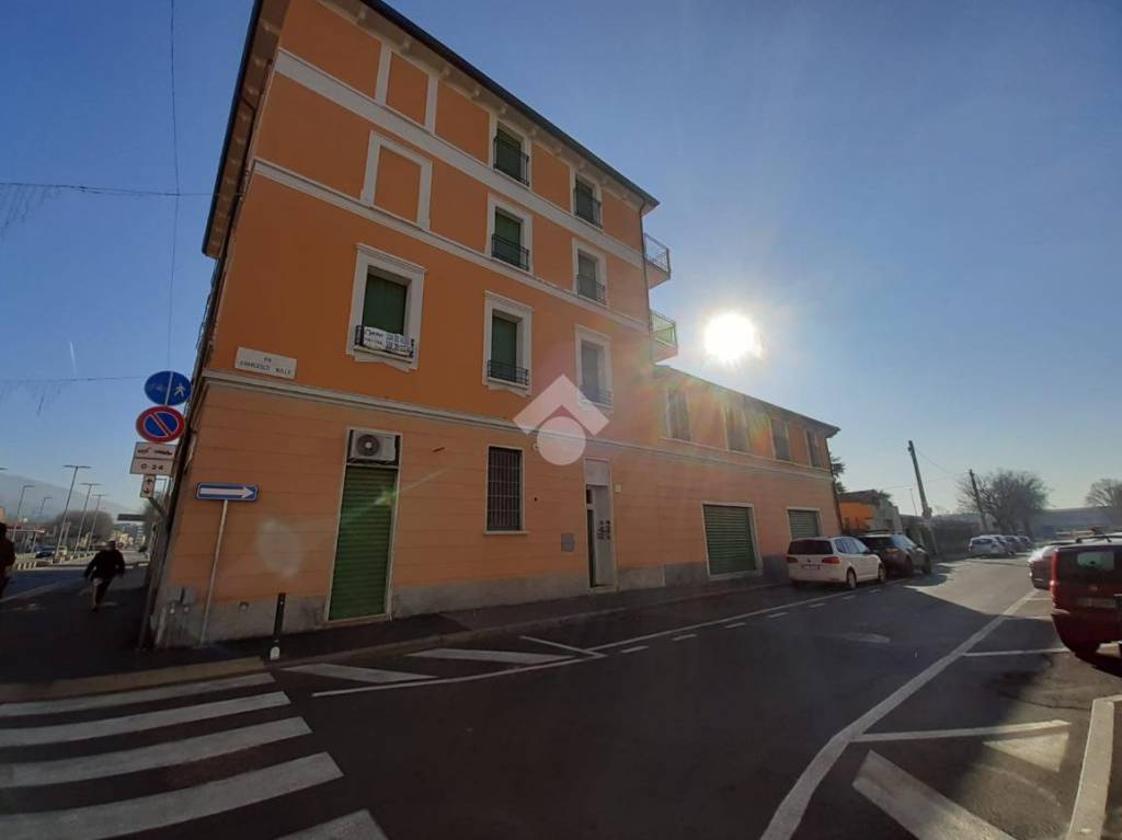 appartamento in vendita a Brescia in zona Fiumicello