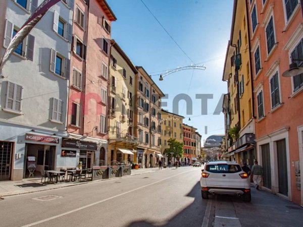 appartamento in vendita a Brescia in zona Centro Storico