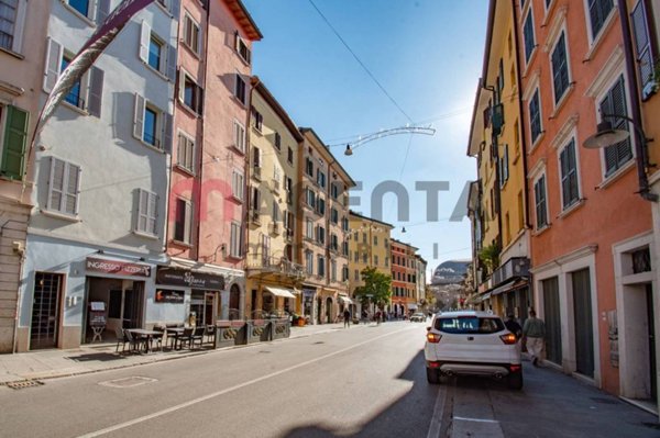 appartamento in vendita a Brescia in zona Centro Storico