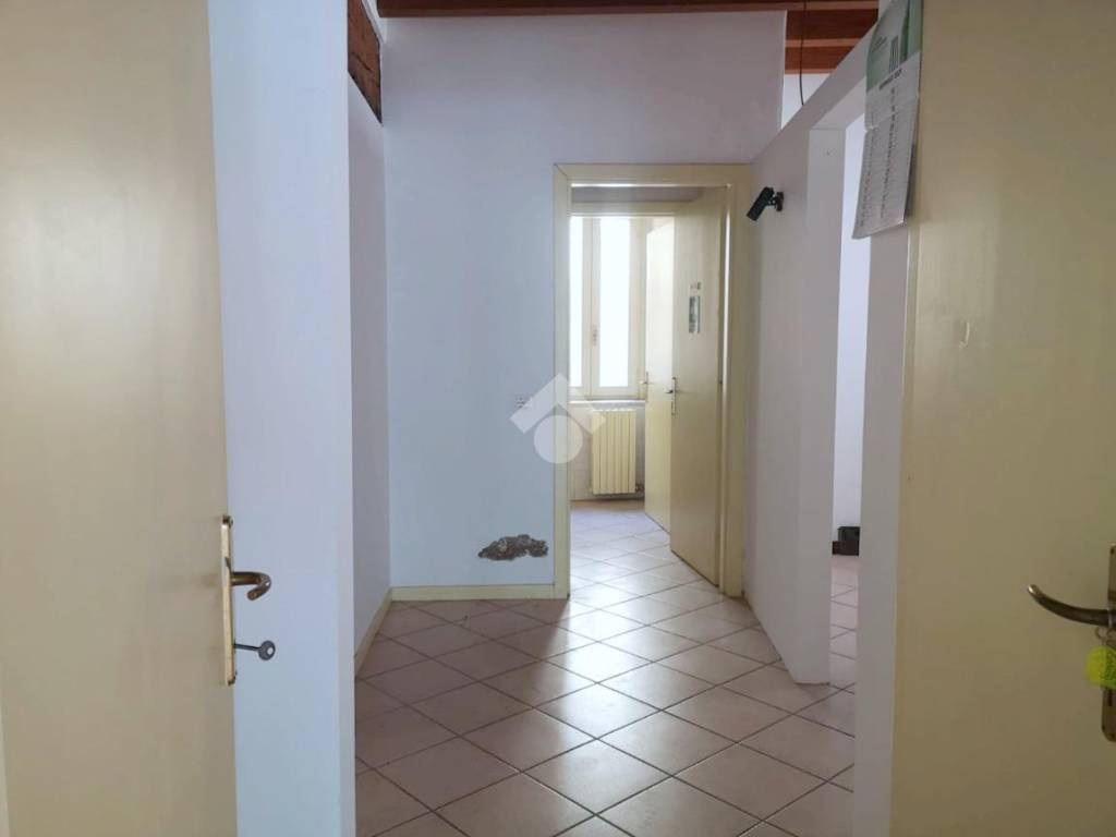 negozio in vendita a Brescia in zona Borgo Trento