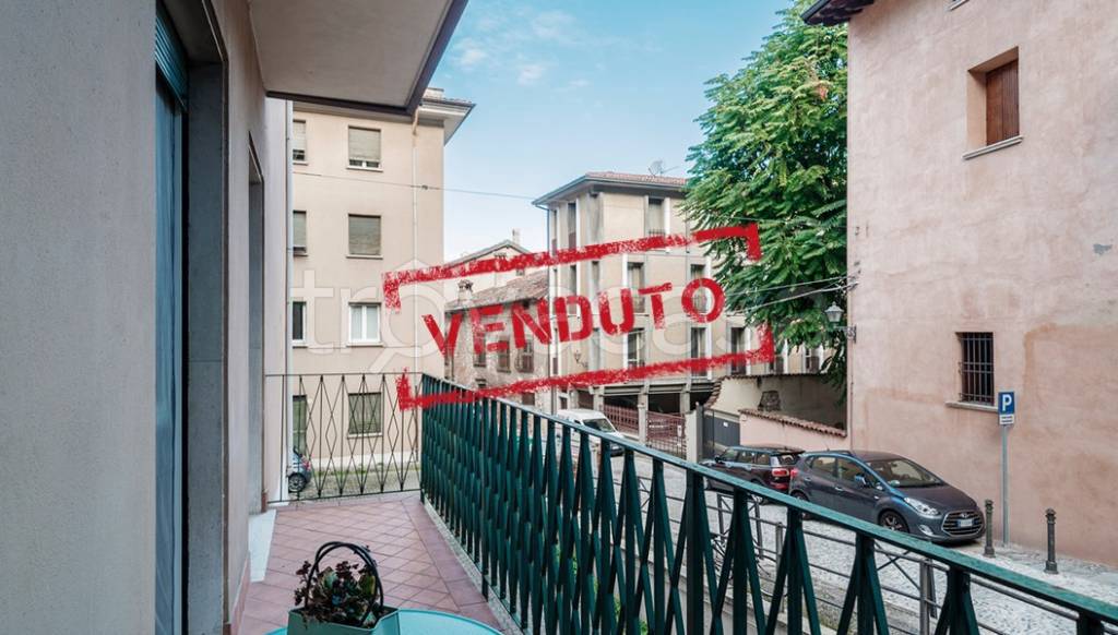 appartamento in vendita a Brescia in zona Centro Storico
