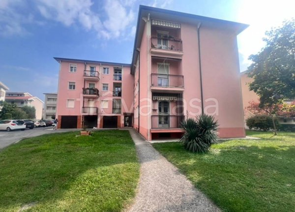 appartamento in vendita a Brescia in zona Urago/Mella