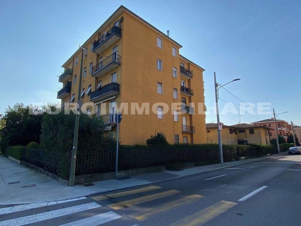 appartamento in vendita a Brescia in zona Volta