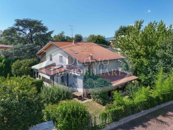 casa indipendente in vendita a Brescia in zona Mompiano