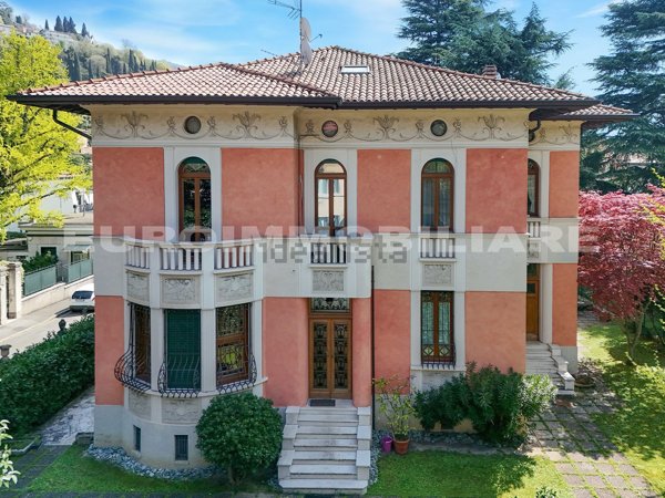casa indipendente in vendita a Brescia in zona Porta Venezia