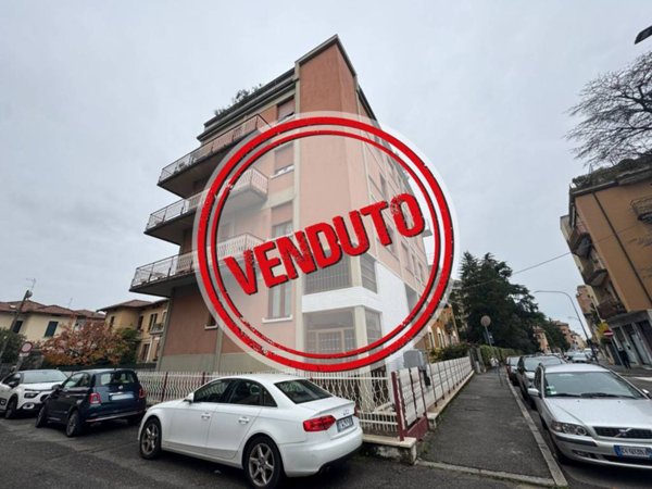 appartamento in vendita a Brescia in zona Crocifissa di Rosa