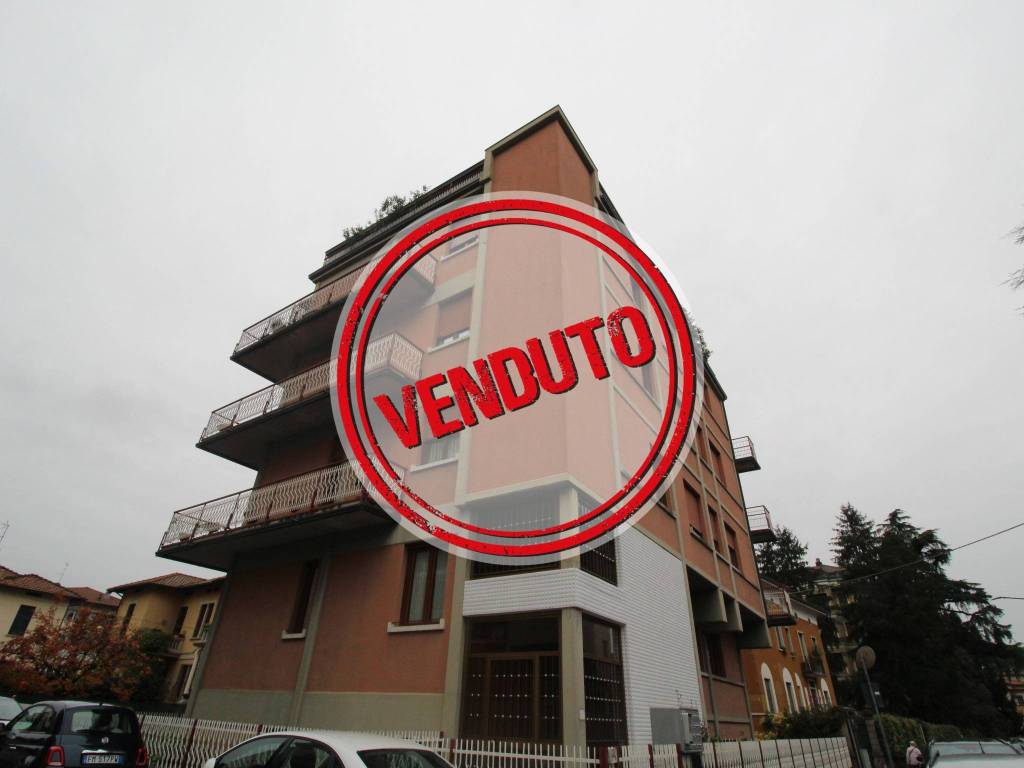 appartamento in vendita a Brescia in zona Crocifissa di Rosa