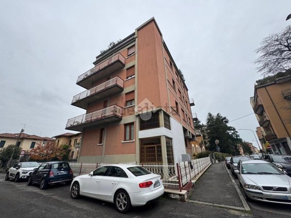 appartamento in vendita a Brescia in zona Crocifissa di Rosa
